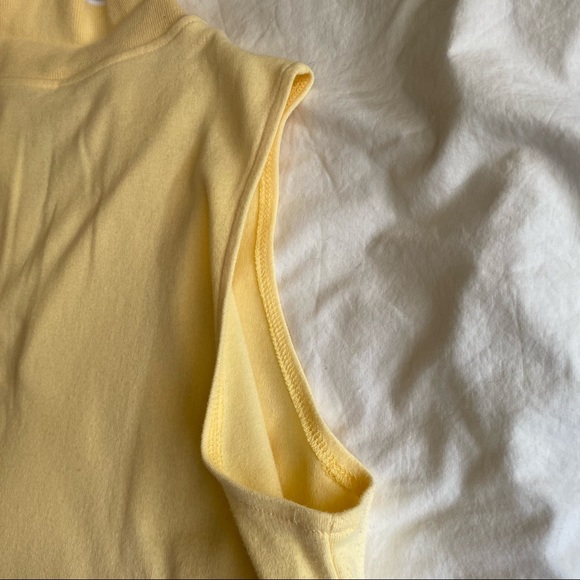 Allyson Whitmore Golf Top - Picture 5 of 6